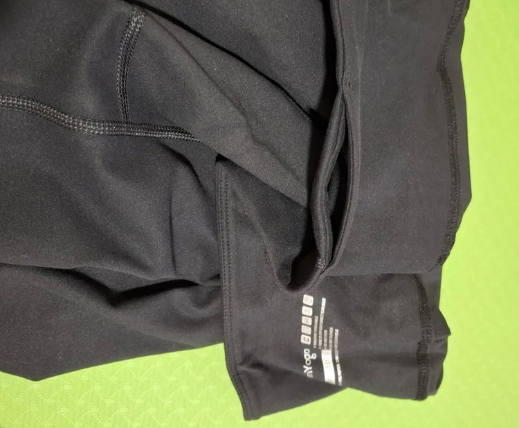 لگ لولولمون مشکی جیبدار برشدار وارداتی مناسب یوگا، باشگاه و استایل روزانه